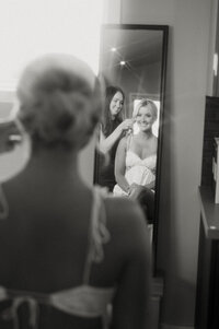 White Aspen Creative tiny wedding in Bend Oregon