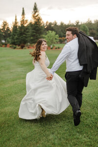 120_kayla-kyle-wedding-rondele-ranch-harshaw-wi-northern-wi-wedding-photographers-james-stokes-co.25