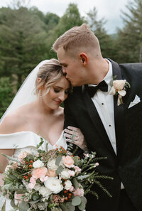 Columbus Ohio Lifestyle & Wedding Photographer