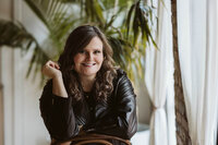 Rebel & Rise Branding 2023 _ Adri Guyer Photo 011_websize