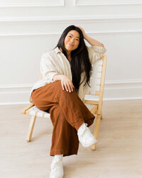 A professional headshot of Shelly, owner of Some Shelly photography.