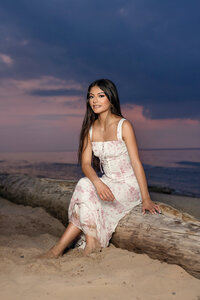 best senior portraits in NWI. Northwest Indiana beach photographer