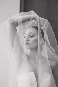 bridal portrait with veil taken by wedding photographers lexington ky