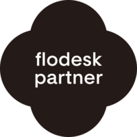 Black badge with the text 'Flodesk Partner'