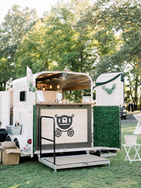 Craft Cocktail Carriage photographed by Charlottesville Photographer Amanda Adams