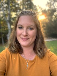 Lindsay Obernuefemann, Travel agent, The Woodlands
