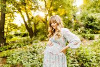 Bride and bridesmaids in mauve at lincoln park in chicago