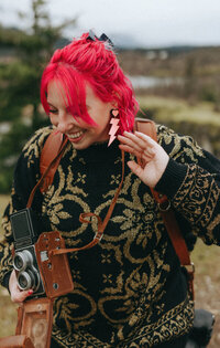 portrait of PNW elopement photographer