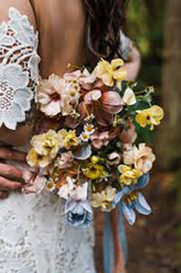 goldenrod-elopement-florist