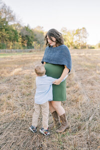 Mom and son hug during their photoshoot in Murfreesboro, TN.