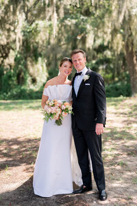 BRIDE-AND-GROOM-PHOTO-IDEAS