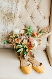 Pine rose cabins wedding venue emerald grace floral design bouquet photos wedding florist luxury_6896