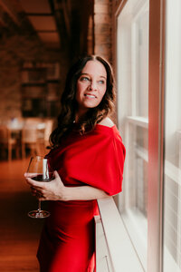 The best dating profile photos create real connections. Minneapolis dating photography services to help you shine on apps like Hinge & Bumble.