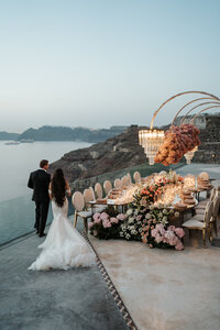 Micro Wedding in Santorini island by Joanna Fototpoulou