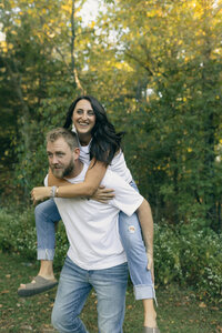 engagement photoshoot idea
