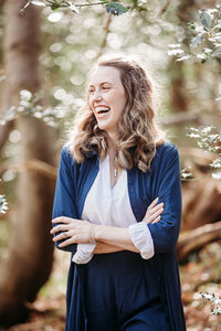 HCPC Psychologist, Accredited EMDR Practitioner, Online Therapy, Virtual Therapy, EMDR Intensive