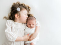 Navarre-newborn-photographers-1