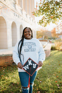 wku senior posing for nashville senior photographer