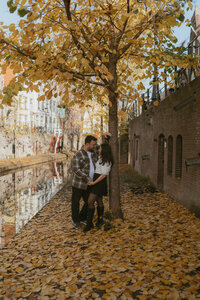 couple-engagement-photoshoot-castle-utrecht-photographer-amsterdam-inhosuecapture