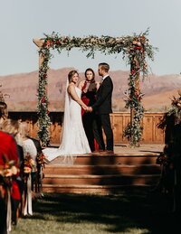 Moab desert desintaion wedding ceremony