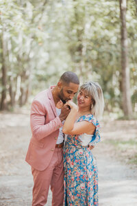 engagement bride and groom savannah georgia forsyth park