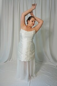 Convertible 2-in-1 wedding dress with removable tulle skirt