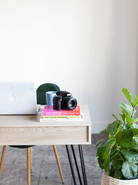 A camera sitting on a desk