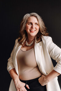 Portrait of Kristin Pruis