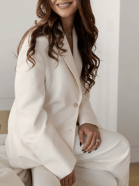 Work with Rose Prada, LA-based personal stylist specializing in closet organization, event styling, and tailored looks.
