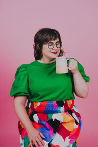 Creative headshots for creative business owners by Mewphotovideo