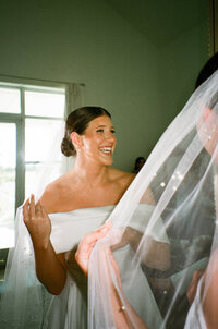 Real, candid wedding moments captured by Madelyn Price in a timeless style