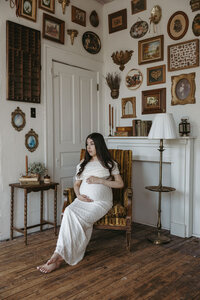 Pregnant woman during an indoor maternity session in Michigan