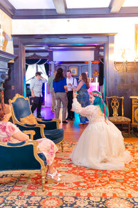 Unique and romantic summer wedding at Gramercy Mansion in Baltimore Maryland