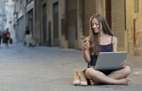 pexels-andrea-piacquadio-3813336