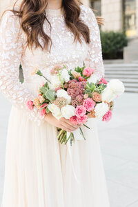 Katherine Collins is a wedding photographer and wedding florist based in Indianapolis