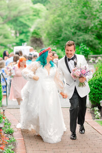 Unique and romantic summer wedding at Gramercy Mansion in Baltimore Maryland