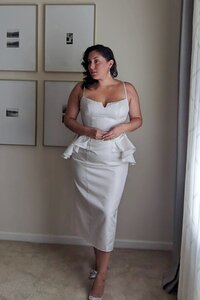 Chic midi wedding dress with peplum - Edith Élan