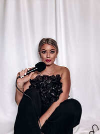 Facetune_16-11-2024-21-27-10
