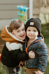 Seattle family photographer specializing in outdoor adventure sessions