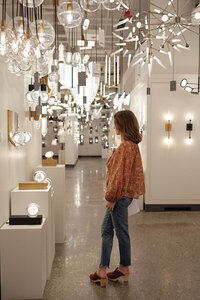 Top designer in Boston sources lighting, fixtures, and design elements from showrooms to ensure each interior design project is distinctive and unique.