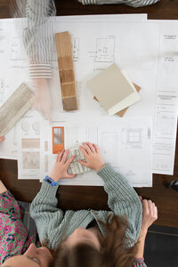 Reach out to Boston interior designer Sarah Scales for large-scale renovations, kitchen and bath designs, and timeless decorating projects.