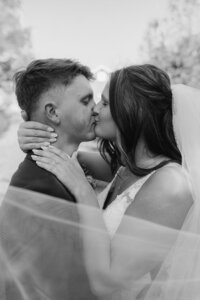 Emerson-Wedding-Simmons-Photography-Barn-Wedding-Venue-In-Indiana-058