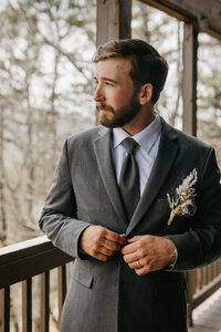 Small Wedding Photographer