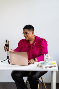 Dunamis Coaching review by a full-service creative design agency, highlighting impactful brand and coaching services with professional design expertise.