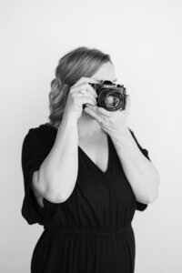 danielle littles photography with camera 