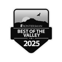 logo signifying winning best photographer in the valley of alaska