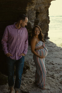 Thuy Tran Photos is a photographer in San Diego who does couples, elopements, and weddings.