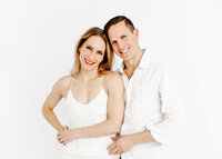 Image of mum to be in a studio photography session by Maternity and Newborn Photographer Lauren Vanier