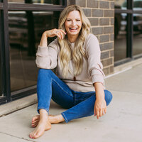 Christy Jo Lightfoot is a brand strategist and sales expert that helps female business owners create 6-Figure Sales Systems.