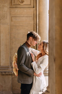 Bride and groom elopement in Tuscany